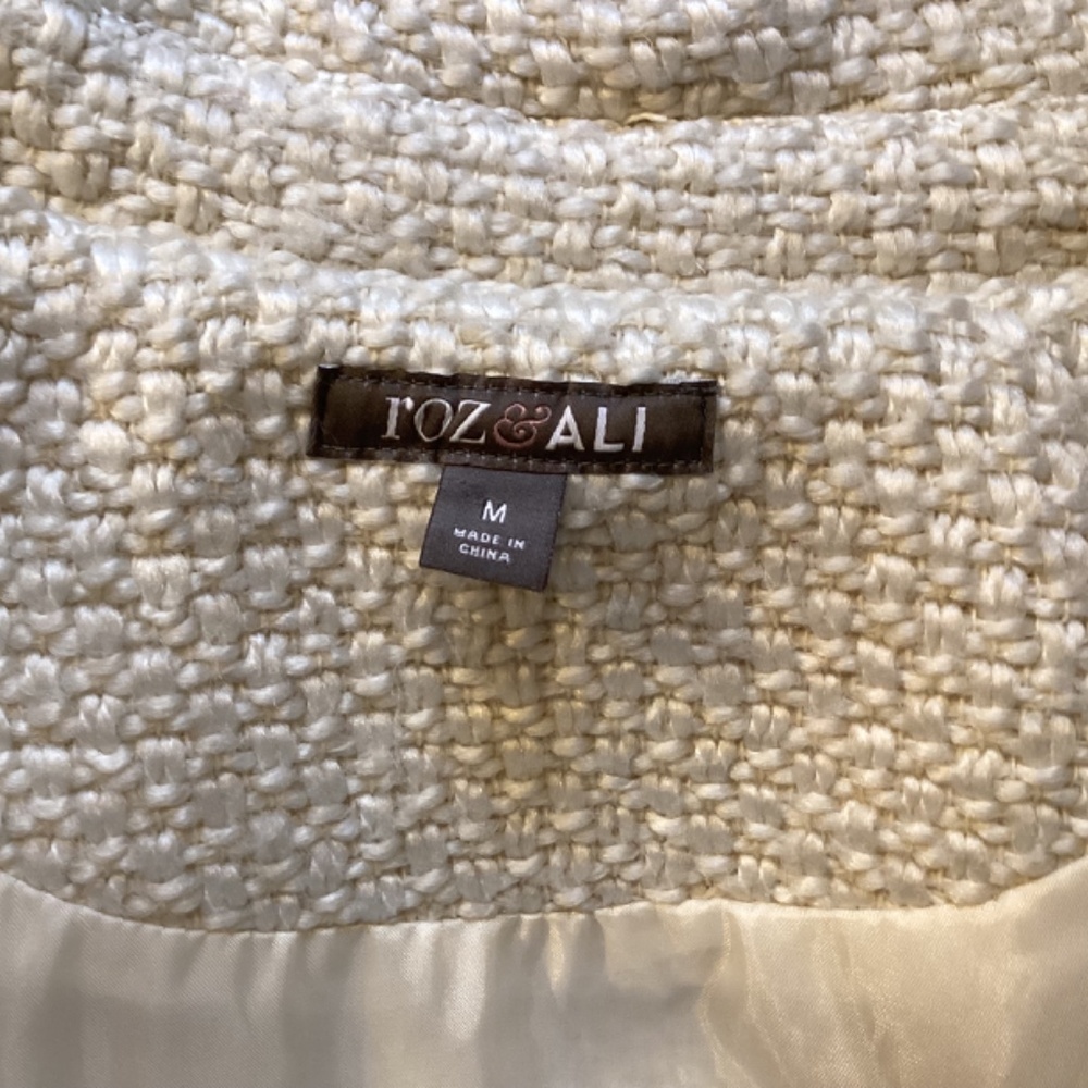 Roz&Ali Short Cape Jacket - Picture 10 of 11